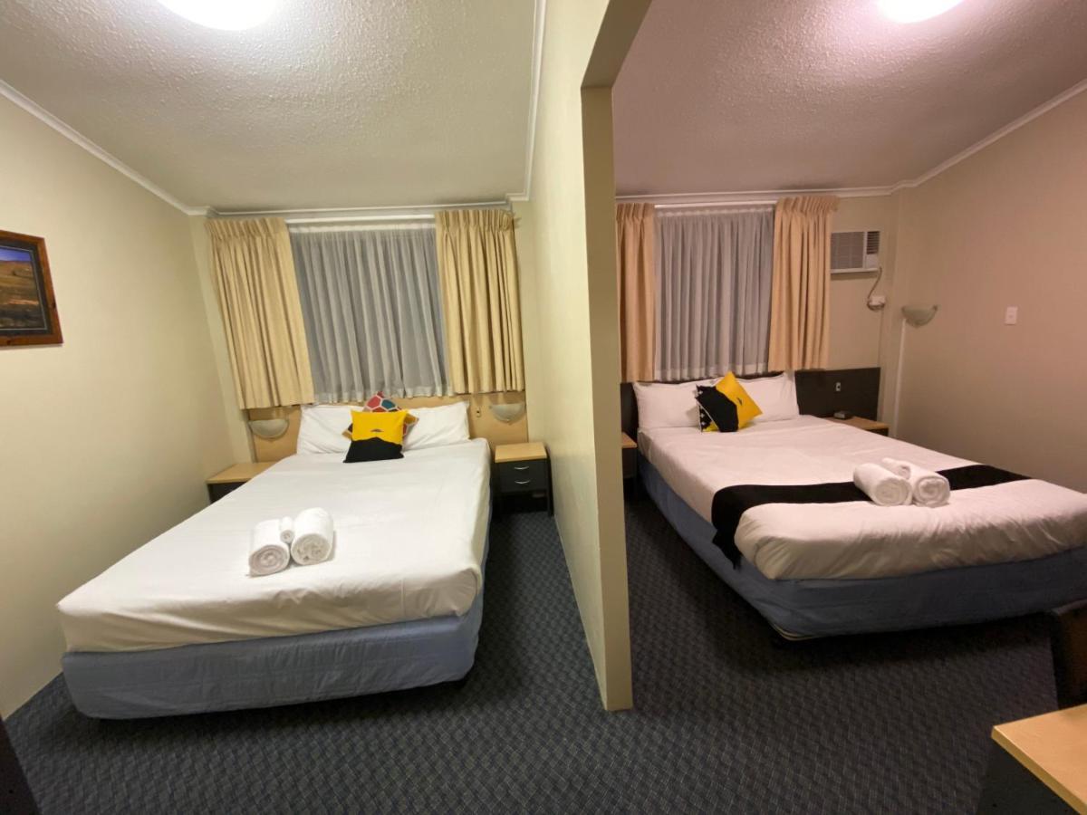 Taree Motor Inn Buitenkant foto